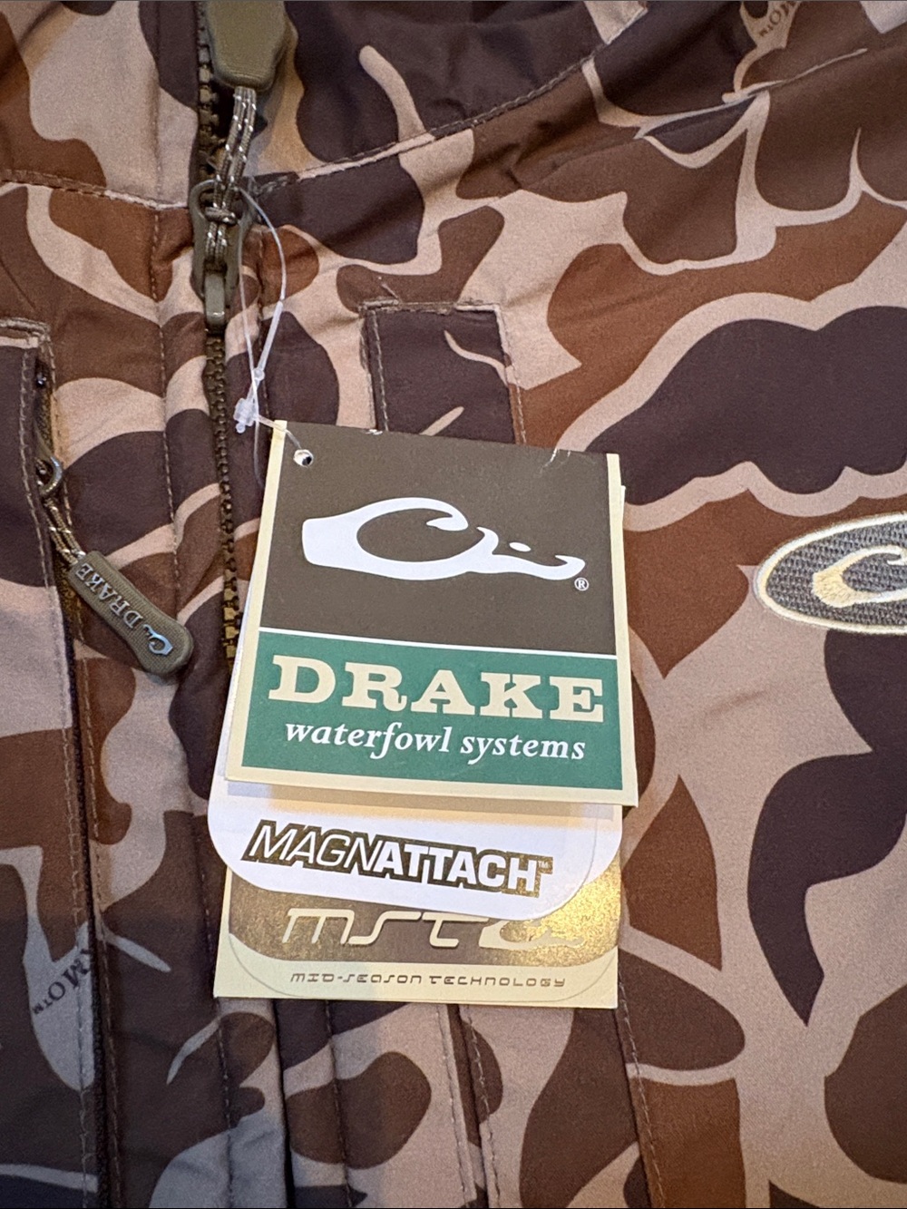 • Drake • - Picture 2 of 6